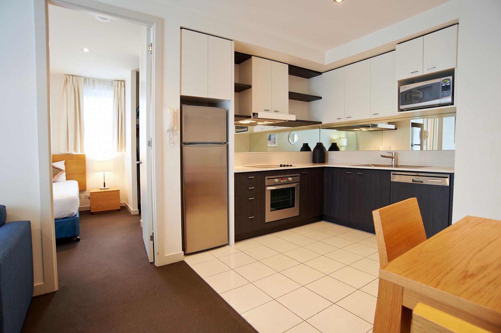 Amity Apartment Hotels Melbourne Exterior photo