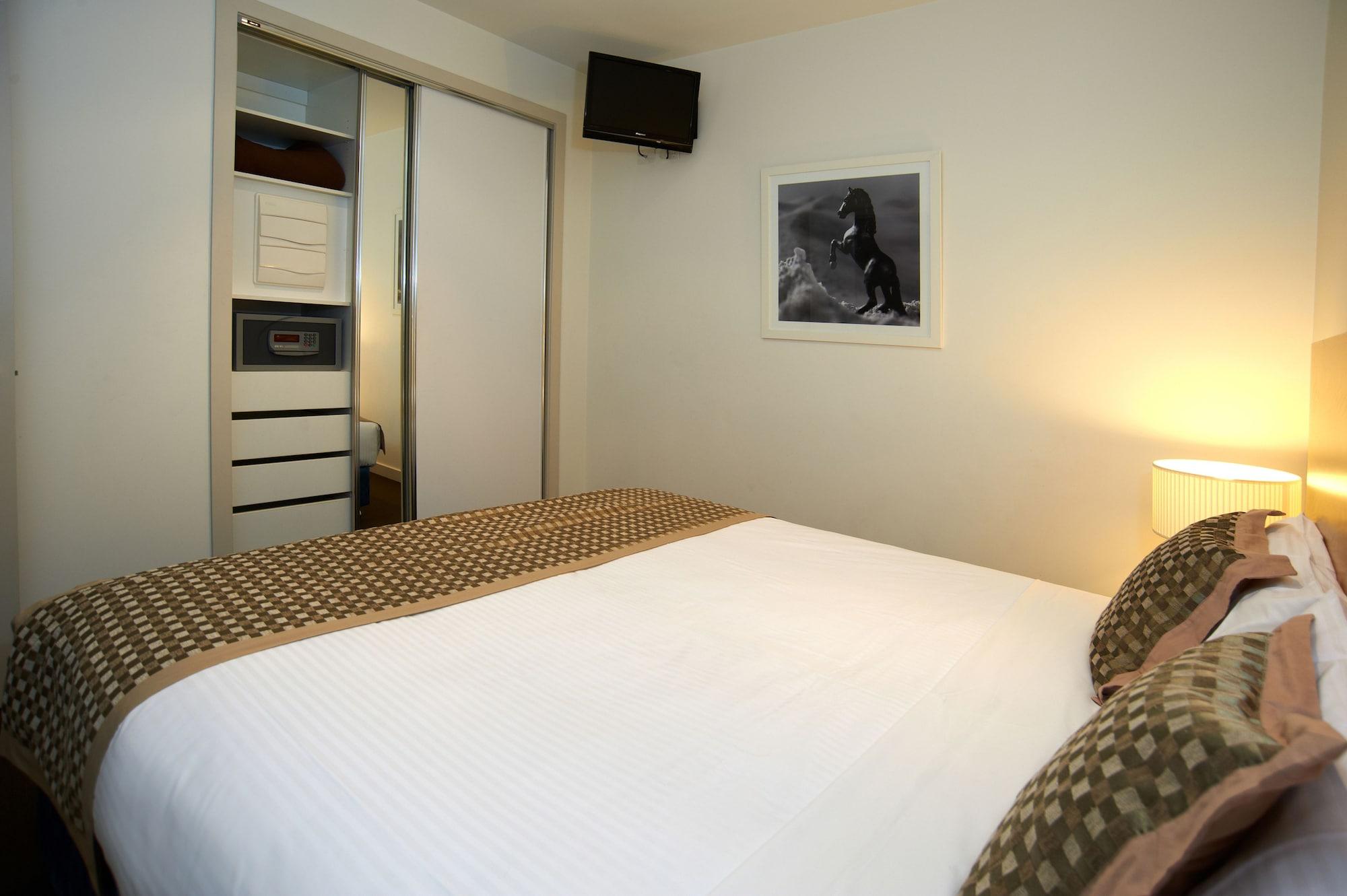 Amity Apartment Hotels Melbourne Exterior photo