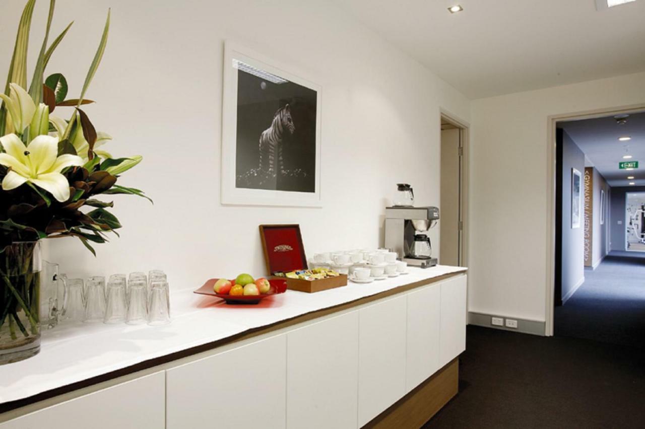 Amity Apartment Hotels Melbourne Exterior photo
