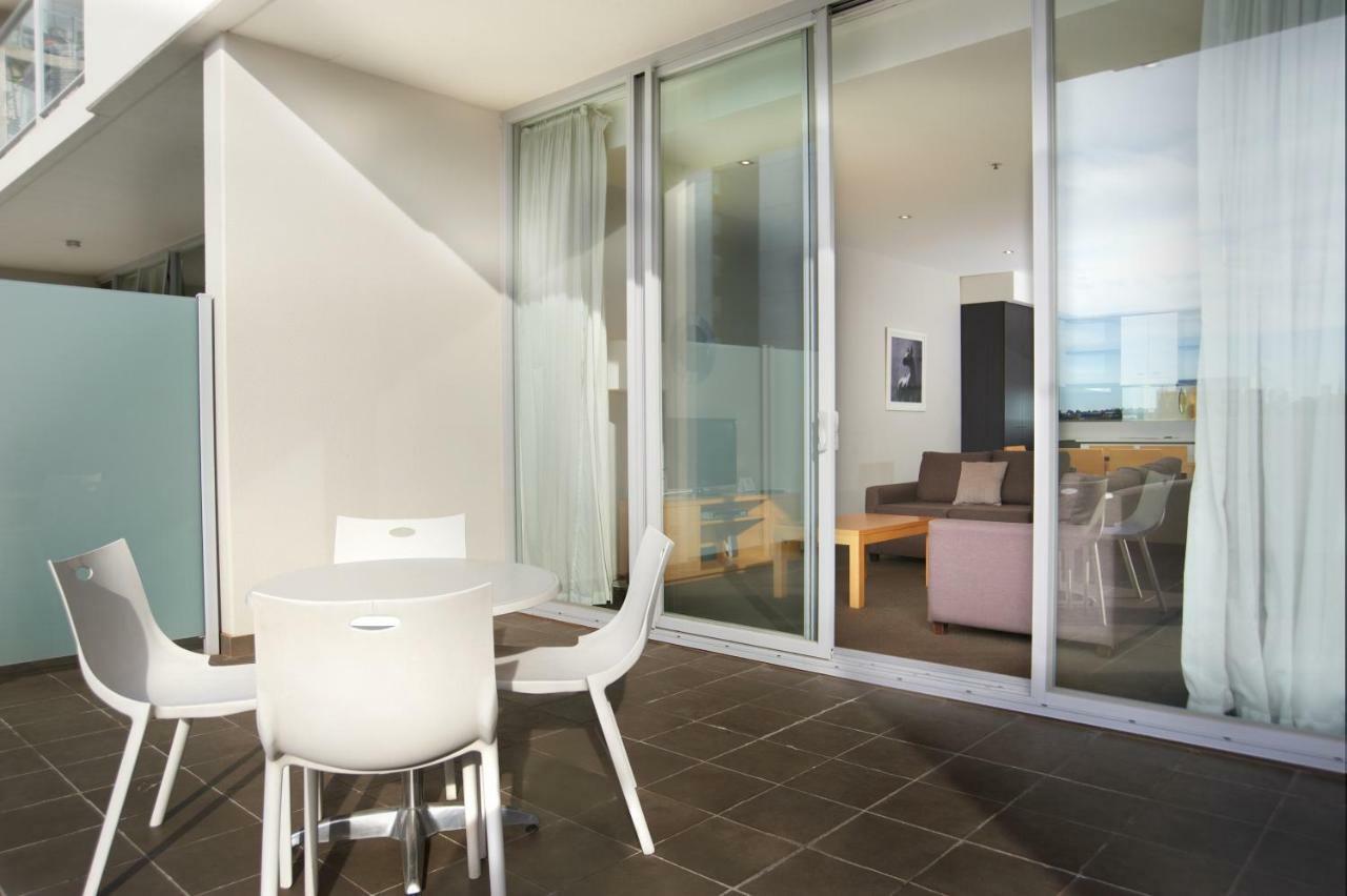Amity Apartment Hotels Melbourne Exterior photo